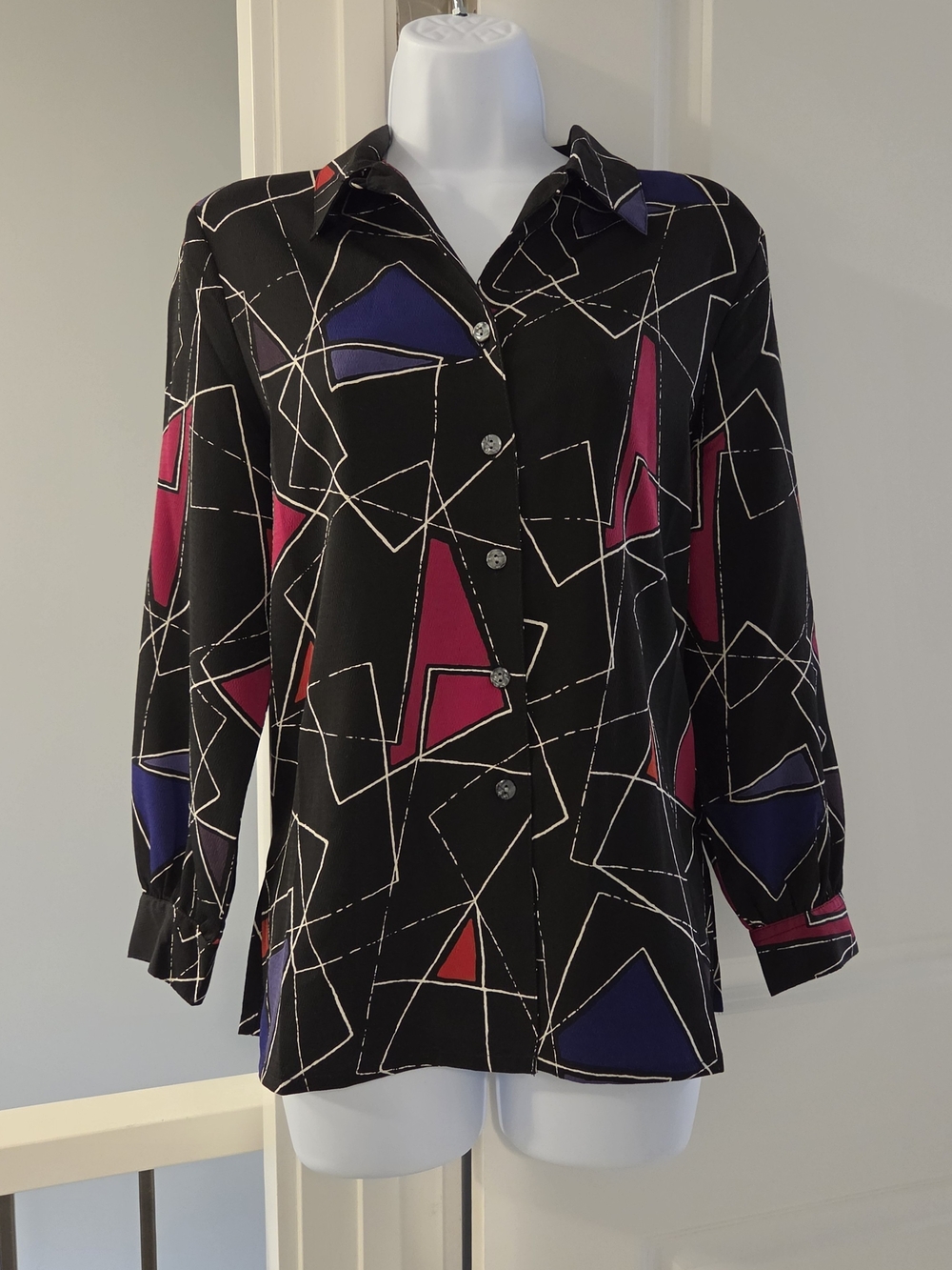 Alia Petites Vintage Black Button-Down Blouse With Geometric Patterns